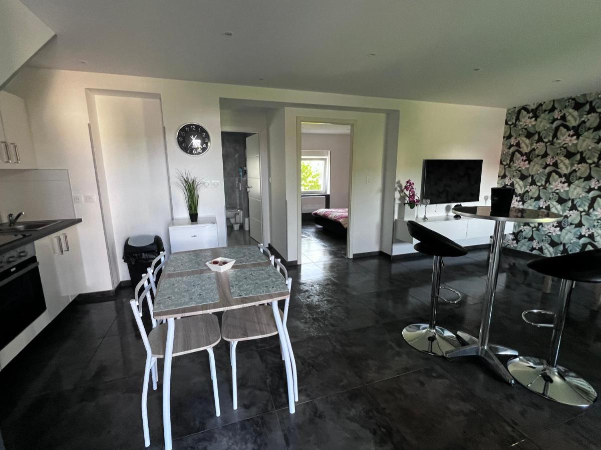 Superbe Appartement Danjoutin Exterior photo